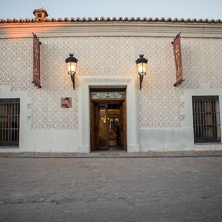 Posada Isabel De Castilla Madrigal de las Altas Torres Eksteriør billede