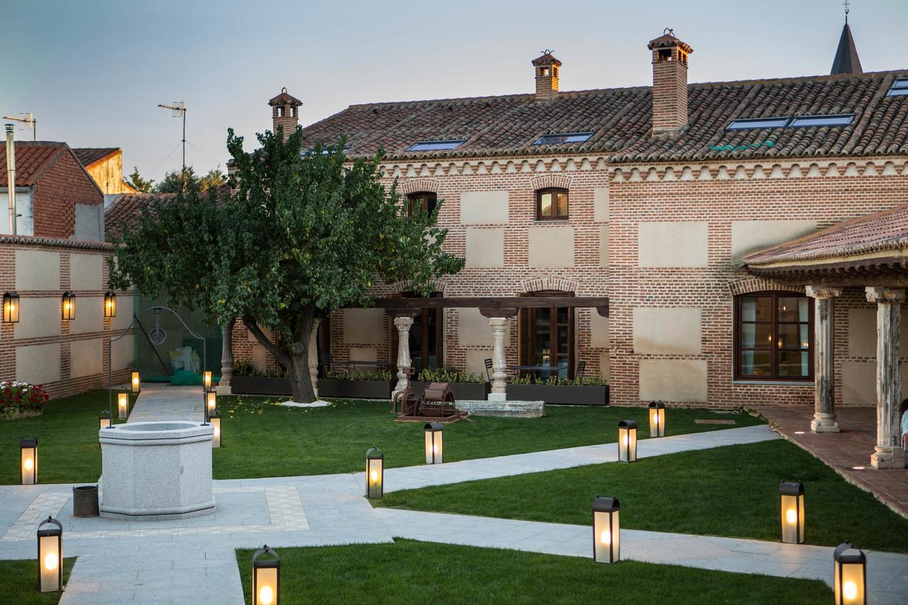 Posada Isabel De Castilla Madrigal de las Altas Torres Eksteriør billede