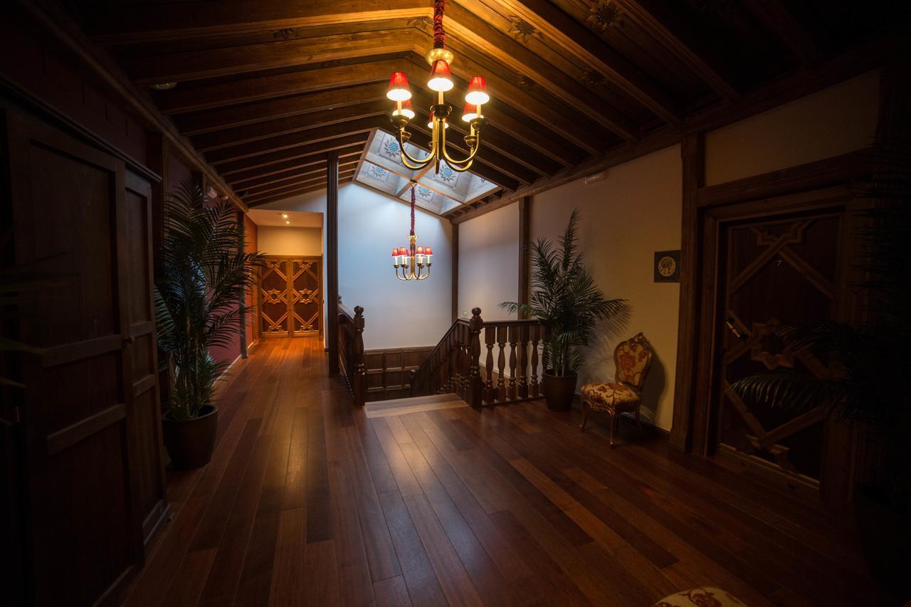 Posada Isabel De Castilla Madrigal de las Altas Torres Eksteriør billede